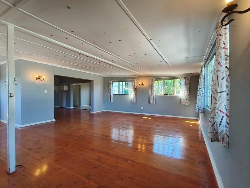 7 Bedroom Property for Sale in Mthata Eastern Cape